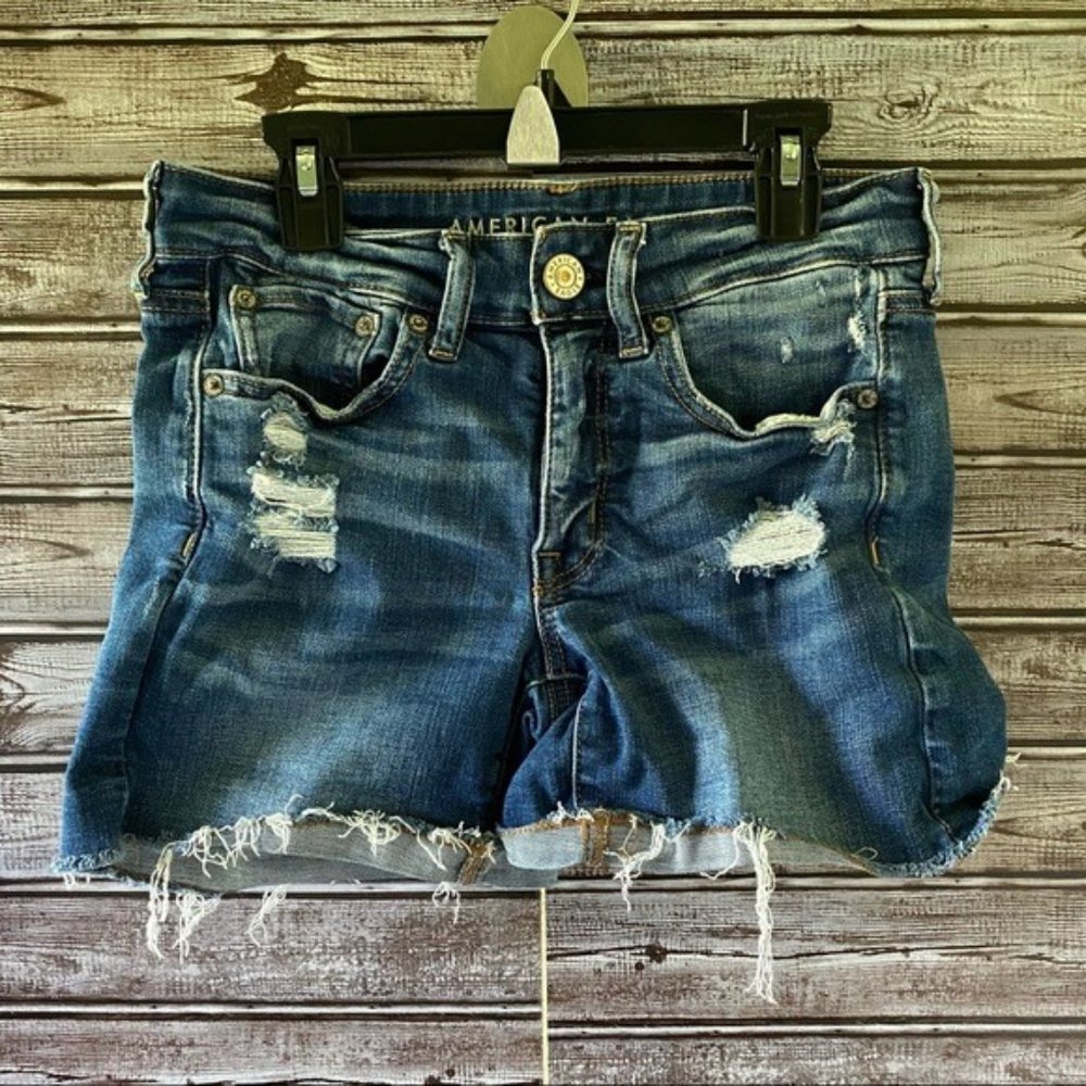 American Eagle Super Stretch Distressed Midi Jean Shorts Size 2